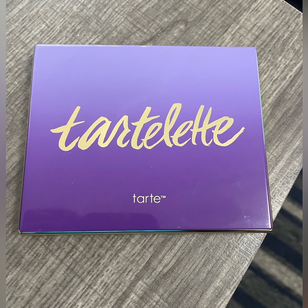 NEW TARTE AMAZONIAN CLAY PALETTE $20